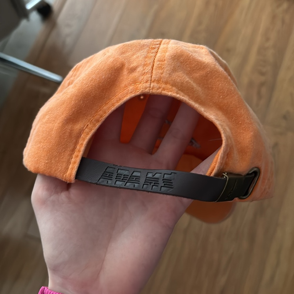 Virginia Hat - Picture 2 of 3
